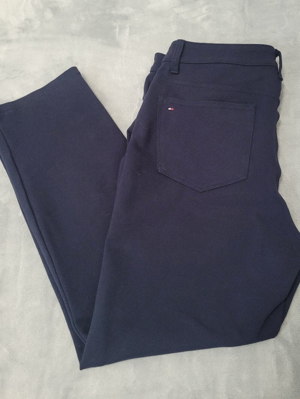 Tommy Hilfiger Stretchy Pants Women's Sz 14 Navy Blue Logo Pockets Comfy Classic